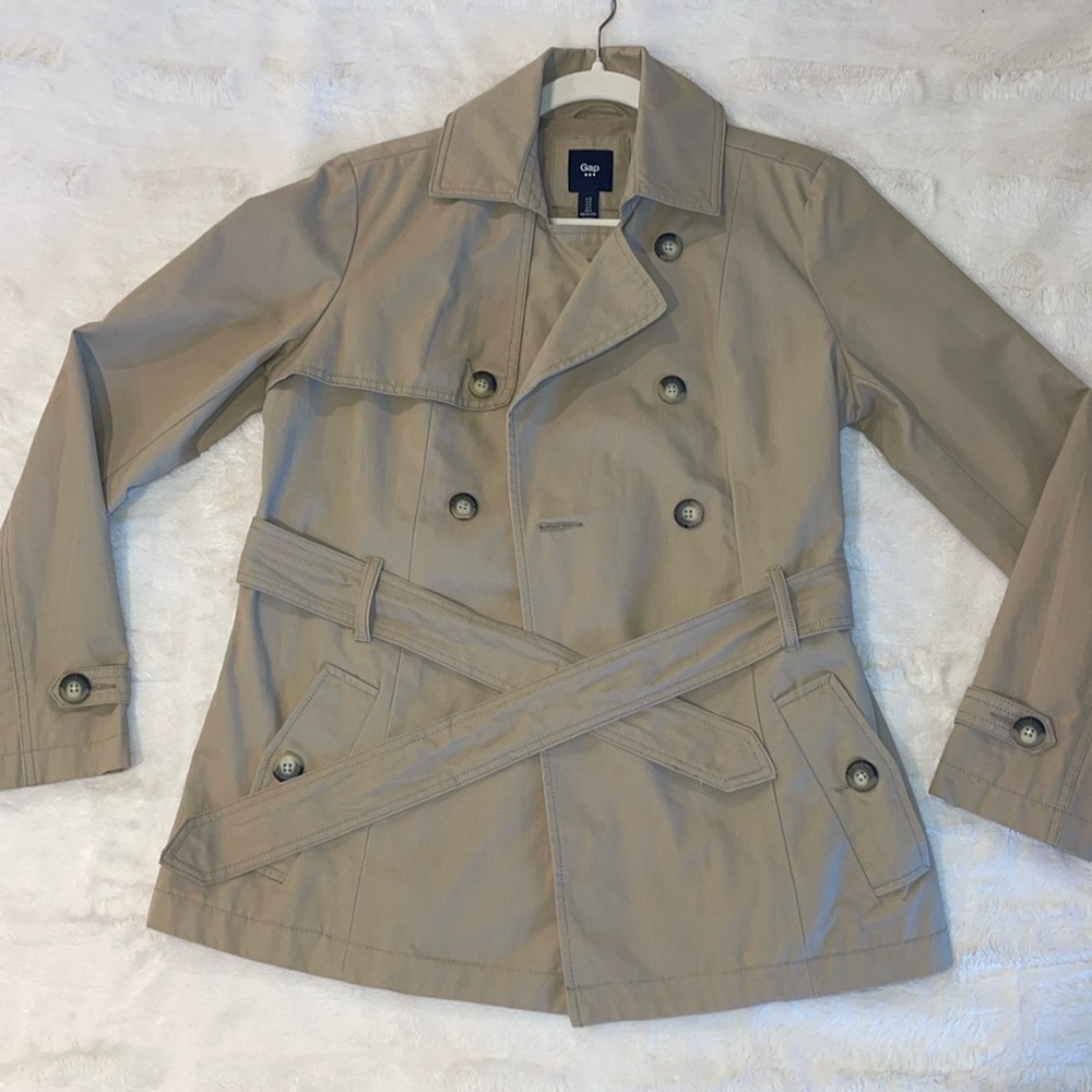 Gap Pea or Trench Coat, size small, color tan